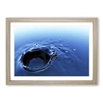 Big Box Art Water Drops Framed Wall Art Picture Print Ready to Hang, Oak A2 (62 x 45 cm)