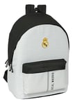 Safta Real Madrid 1ère équipe 24/25 - Sac à dos pour ordinateur portable 15,6" et USB, idéal pour les jeunes de différents âges, tissu recyclé, confortable et polyvalent, 31 x 18 x 44 cm, Blanc/gris,