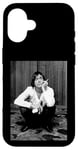 Coque pour iPhone 16 Iggy Pop Of The Stooges Friars Aylesbury par Virginia Turbett