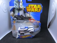 HOT WHEELS STAR WARS  501st CLONE TROOPER  NEW ON BLUE CARD 