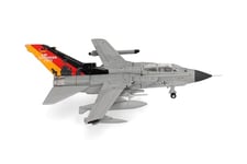 herpa modèle réduit Militaire Avion Luftwaffe Panavia Tornado IDS - TaktLwG 51 "Immelmann, Schleswig Air Defender 2023", échelle 1:200, Miniature déco, Avion Militaire en métal