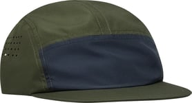 Peak Performance Lightweight Cap