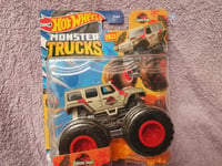 HOT WHEELS 2023 MONSTER TRUCKS JURASSIC PARK JEEP NEW ON CARD  1/64