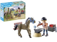 PLAYMOBIL 71357 Maréchal-ferrant - Horses of Waterfall - Avec le personnage de Ben, une forge lumineuse et un cheval.Fabriqué avec plus de 80% de matériaux recyclés ou biosourcés en moyenne. Dès 5 ans