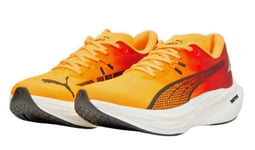 Puma Deviate Nitro 3  Orange Cushioned Carbon Comfort Trainers - Size UK9 / EU43