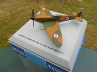 ARMOUR FRANKLIN MINT ARMOUR 1/100 AVION SPITFIRE ARMEE DE L'AIR   MINT IN BOX