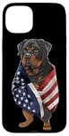 Coque pour iPhone 15 Plus Chien Rottweiler patriotique enveloppé dans un drapeau américain américain