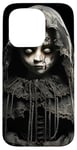 Coque pour iPhone 15 Pro Poupée gothique hantée avec breloque victorienne à capuche sombre