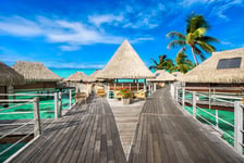 Urlaub in einem Overwater Bungalow