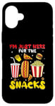 Coque pour iPhone 16 Plus Jeu de football amusant Sports I'm Just Here For The Snacks