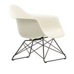 Vitra - Eames Plastic Armchair LAR - 11 Pebble - Basic Dark Base - Fåtöljer - Charles & Ray Eames - Vit - Metall/Plast