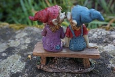 97281 FIGURINE TROLL BANC COUPLE  FARFADET  FEE  PIXIE ELFE PIXIES KORRIGAN