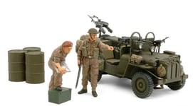 Tamiya 1/35 British SAS Commando Vehicle 1944 with 2 Figures