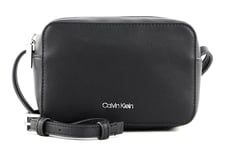 Calvin Klein Sac Bandoulière Femme Ck Must Camera Bag Petit Modèle, Noir (Ck Black), Taille Standard