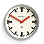 NEWGATE® The Luggage Horloge Murale en métal - Horloge de Gare Design - Parfaite comme Horloge de Cuisine - Horloge de Bureau - Horloge rétro - Horloge en métal - Boîtier galvanisé/Aiguilles Rouges