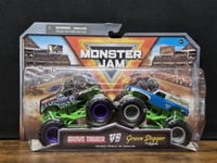 Monster Jam Monster Trucks Grave Digger vs Grave Digger Legend 1:64