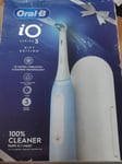 Oral-B iO Series 3 Electric Toothbrush Gift Edition - Blue