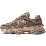 Baskets New Balance  9060 Mushroom Brown