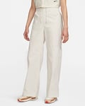 Nike Sportswear Essentials Women's Woven High-Rise Trousers