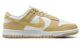 Chaussures sportswear nike dunk low beige femme