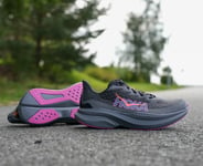 Hoka W MACH 6 Black / Fuchsia, US 10 / EU 42 2/3