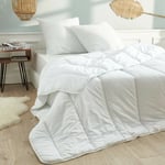 Blanreve - Couette Blanrêve Gamme Microfibre 'Douceur' 240 x 220 cm traité Anti Acarien Soft & care